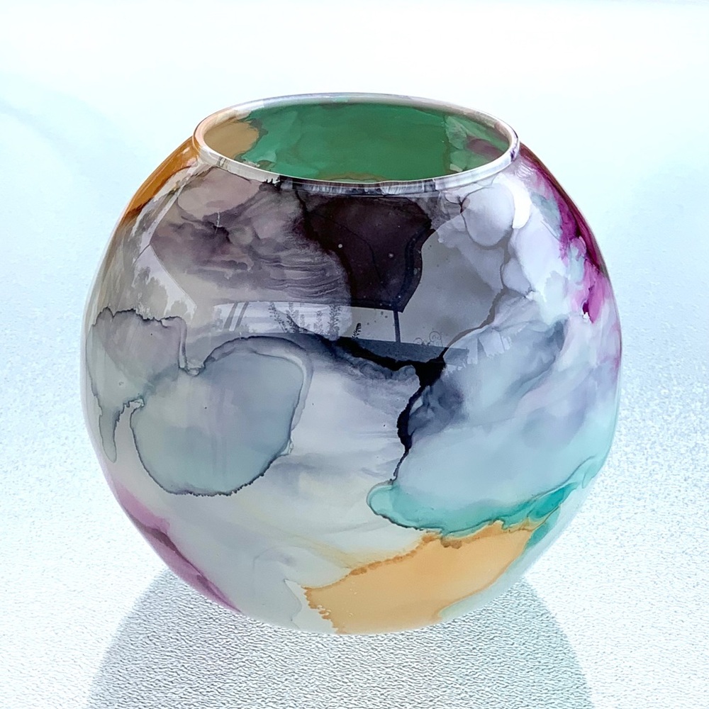 Artistic Watercolor Round Fish Bowl-Shaped Glass Vase, Vintage - Picture 4 of 6